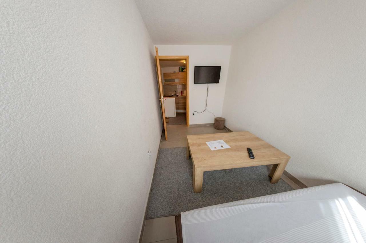 Apartment Resaa Бихач Экстерьер фото